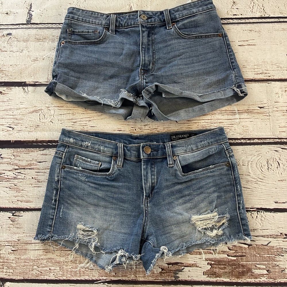 Abercrombie & Fitch Low Rise Short Women's Size 28/6 BlankNYC Size 27 Lot of 2